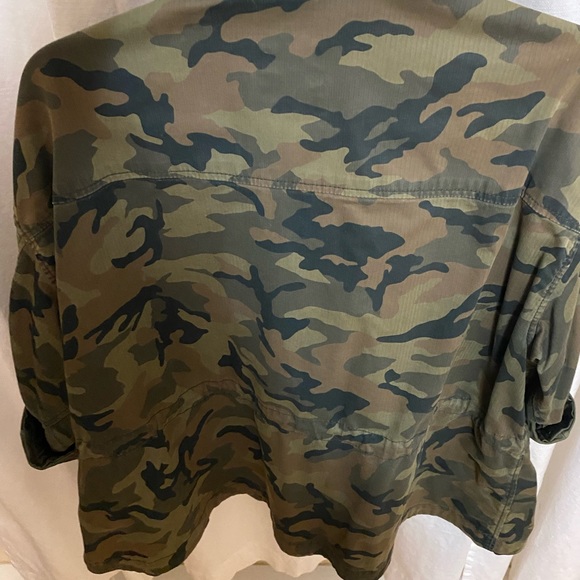 Oversized Camo Print Utility Jacket by The Gap - Picture 4 of 4